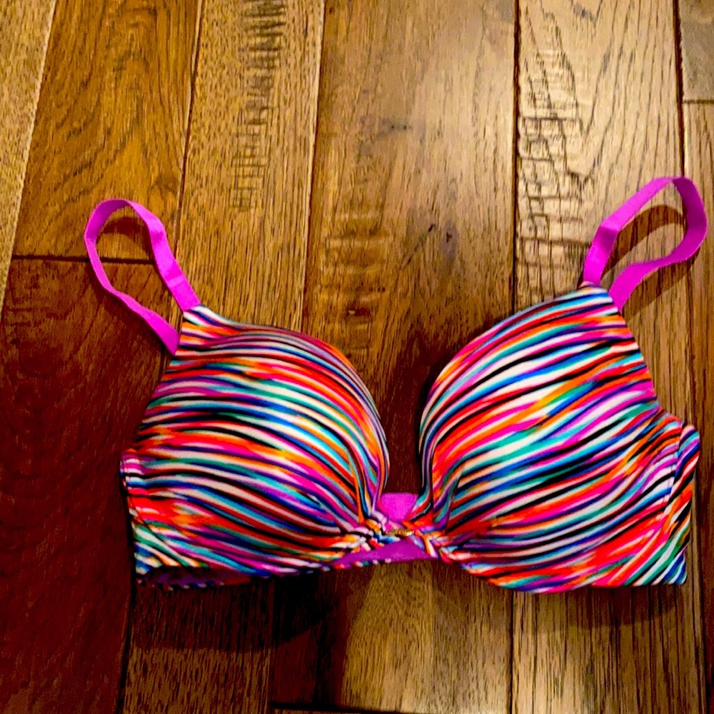 Victoria’s Secret Plunge